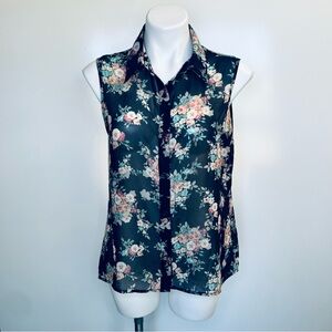 🌸 Rue 21 Sheer Collared Button Up Tank Top
L Navy Blue OpenBack Crisscross Ring
